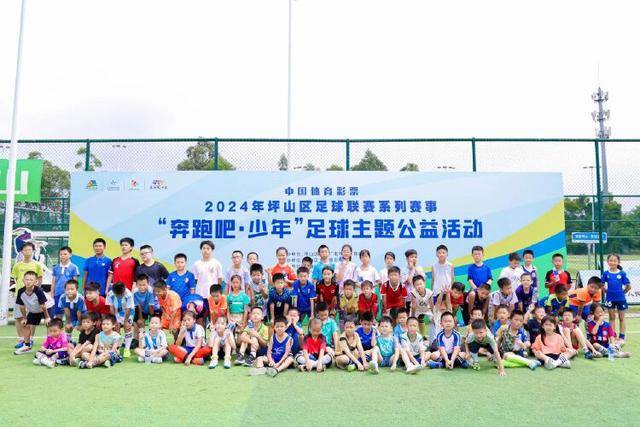 周琦缺阵首钢轻取福建 高诗岩16+12山东胜广州